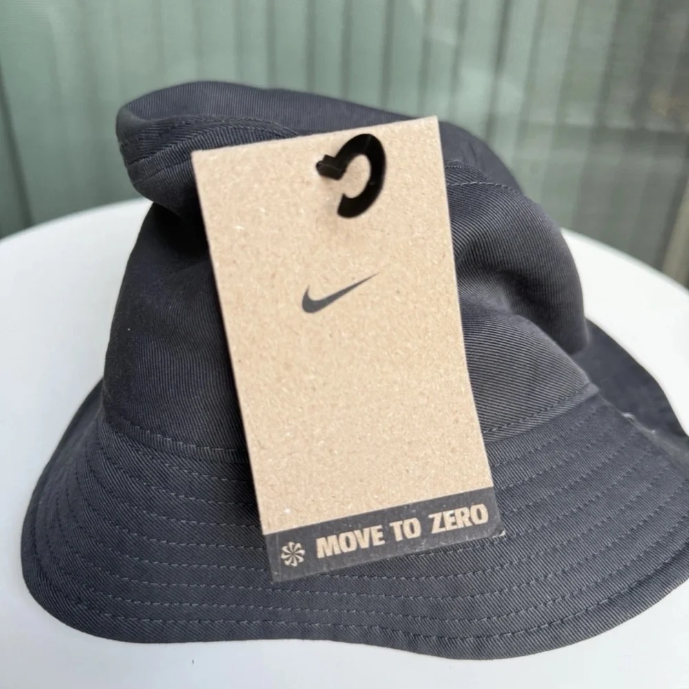 Nike Dri-Fit Swoosh‎ Logo Apex Golf Bucket Unisex Hat Anthracite (Gray Black) M
